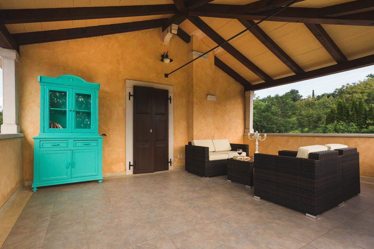 Villa Momiano With Private Pool Momjan Luaran gambar